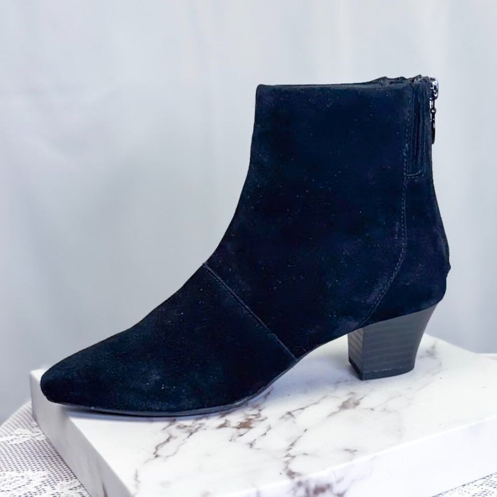 Clarks Women's Teresa Boot Suede Ankle Boots Black Suede